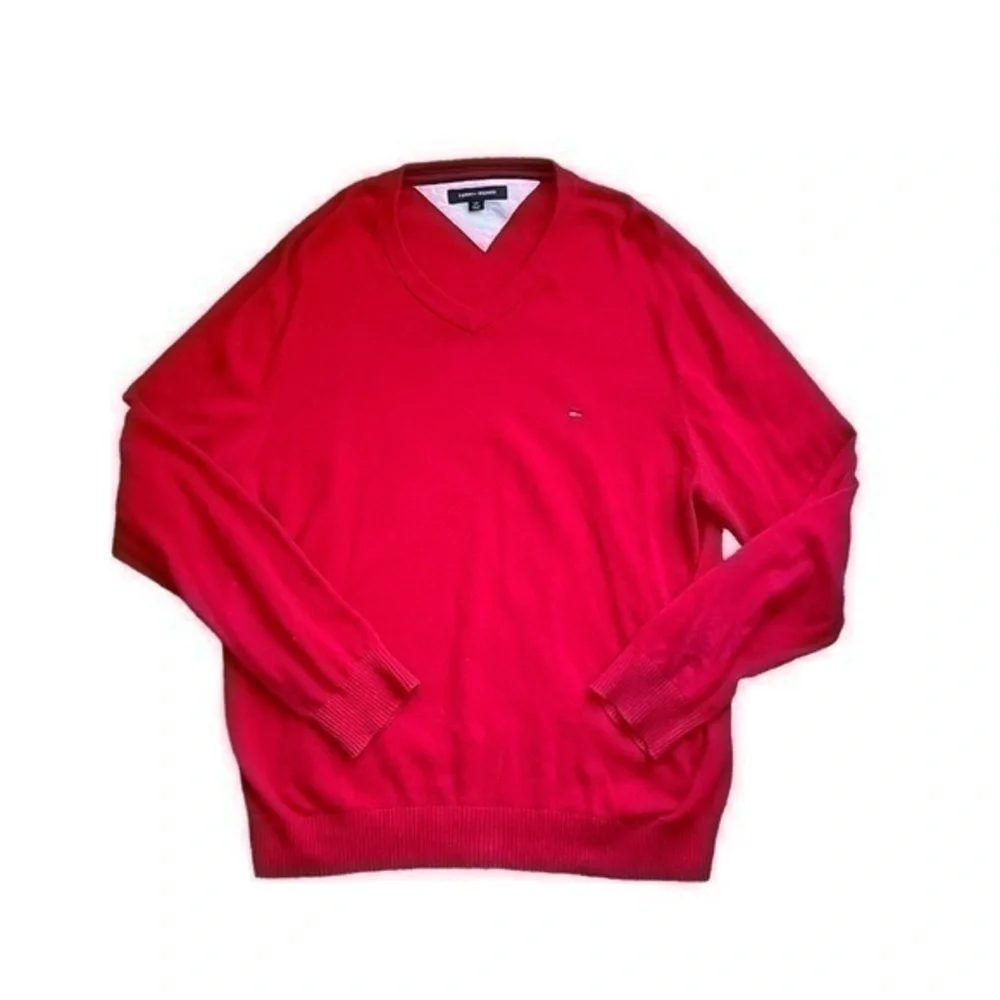 Tommy Hilfiger Pullover V-neck Sweater Long Sleeve Classic Fit Solid